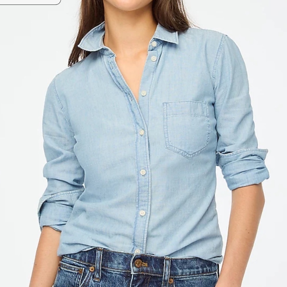Nwot J Crew Lovers Lane Chambray Shirt In Signature Fit